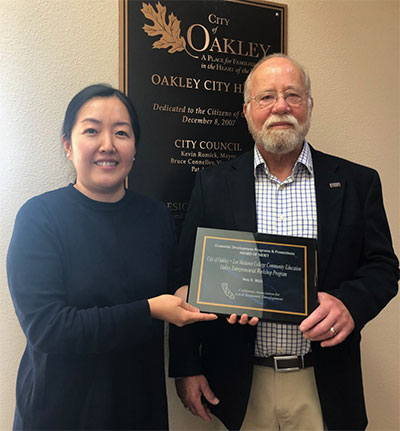 City of Oakley and Los Medanos College earn economic development award for free workshops that help small emerging local businesses