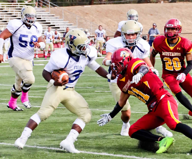 Men's Football vs Yuba 10-24-15