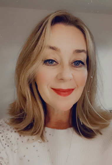 headshot michele laruta