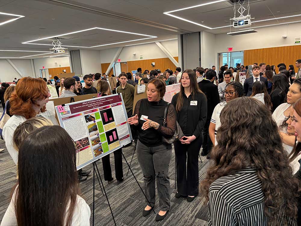 Students present research in biology, chemistry and organic chemistry